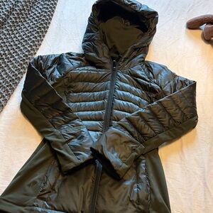 Lululemon Another Mile Green Puffer Jacket Coat 2